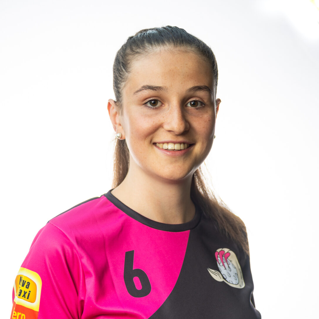 jasmin-rothlisberger-25-26