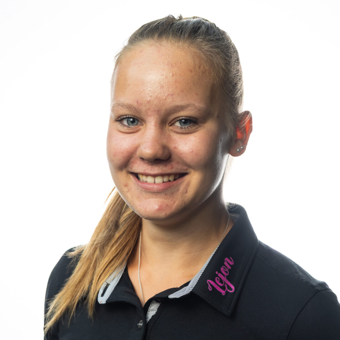 leonie-chanson-25-26