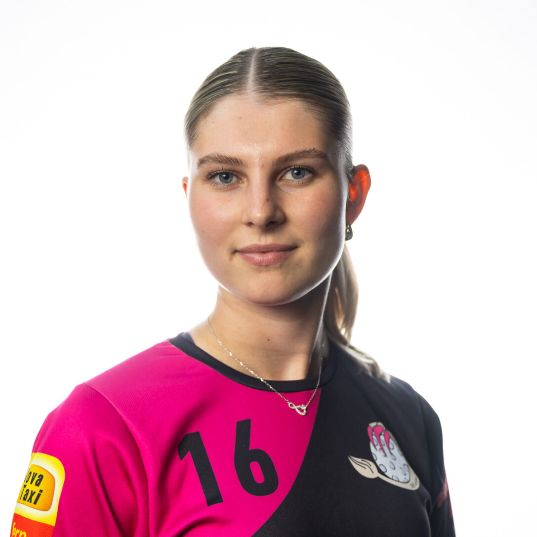 leonie-zimmermann-25-26