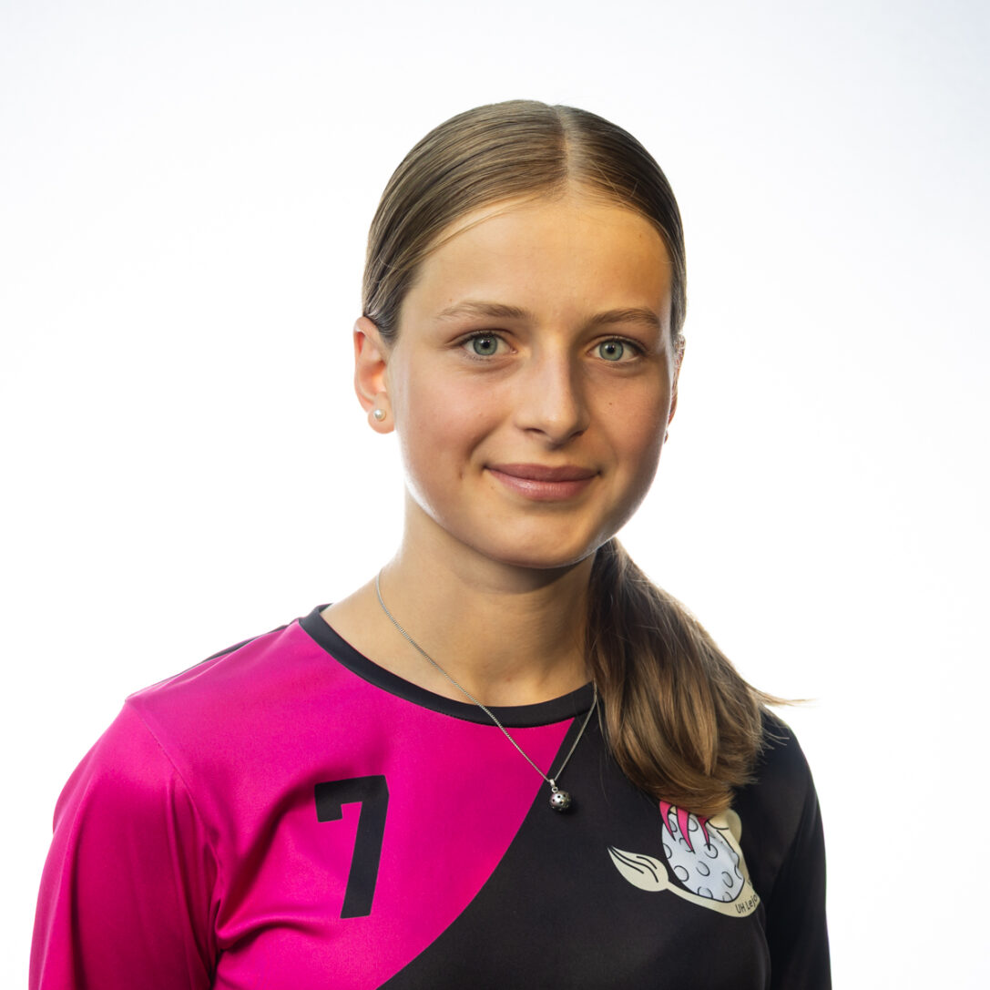 melina-neuenschwander-25-26
