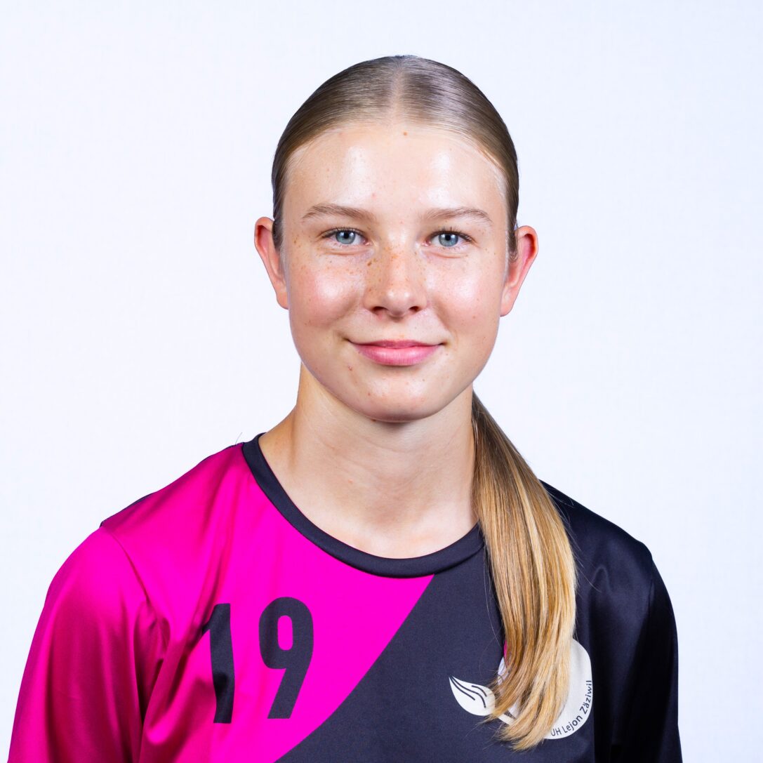 anna-wyssmann-26-27