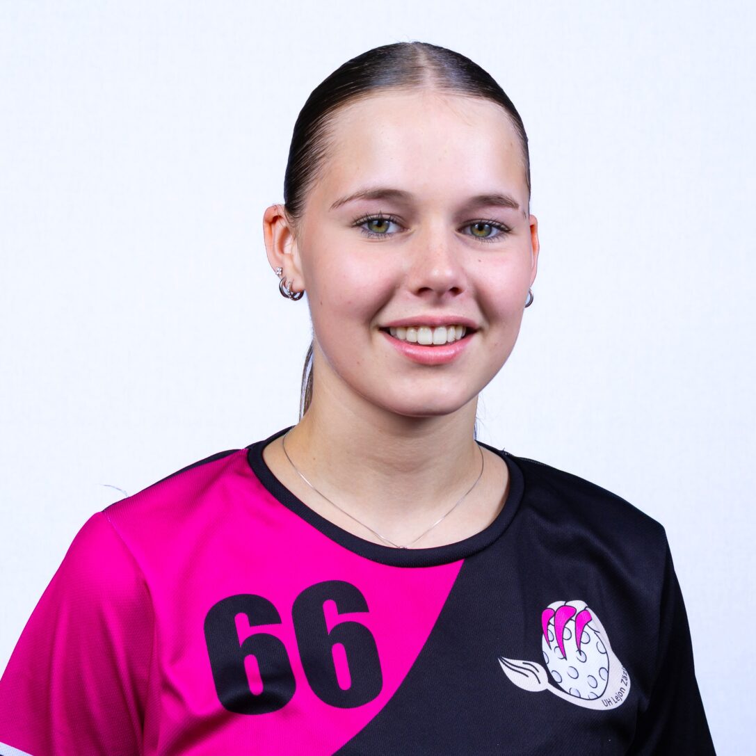 seline-jost-26-27